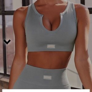 Bo+Tee DUPE seamless Ribbed set size M. Blue/grey